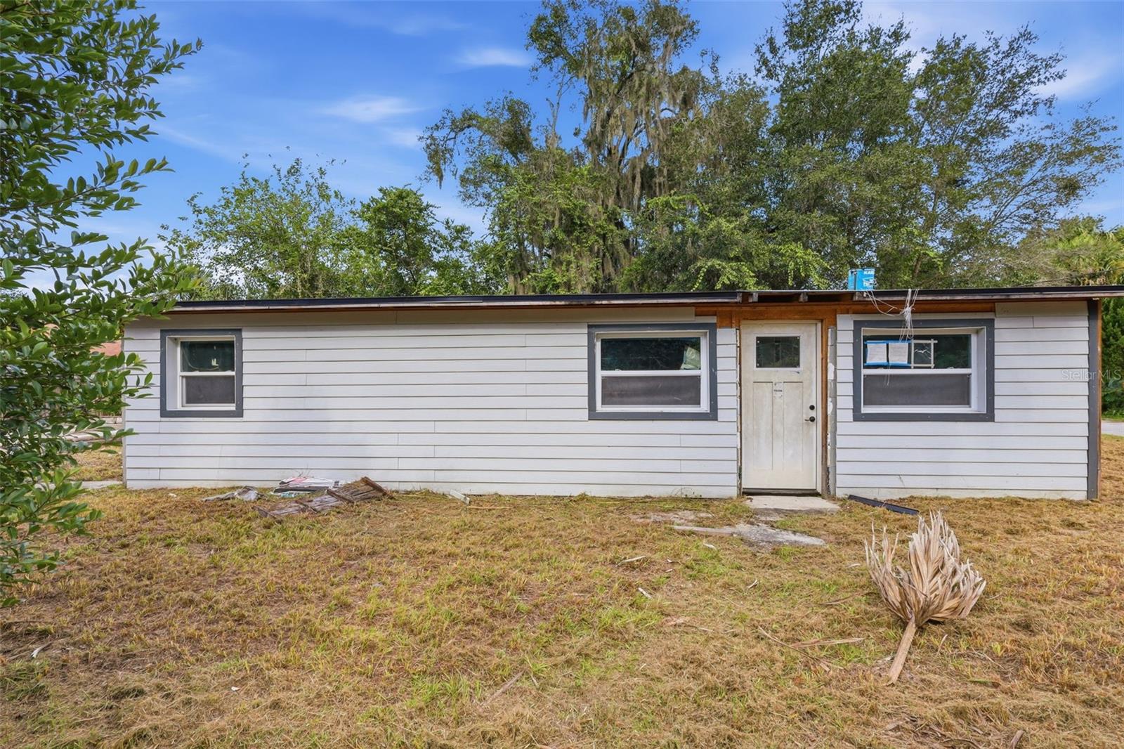 921 S SALISBURY AVENUE, Deland, FL 32720 921 S SALISBURY AVENUE, Deland, FL 32720