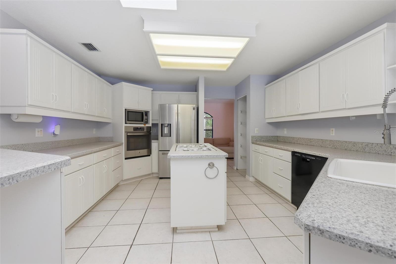 Kitchen.  Island with gas cooktop.