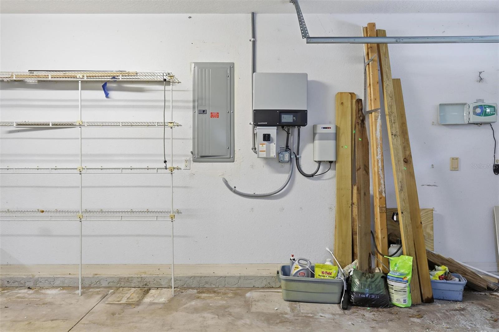Garage: Updated electric and solar panel "brain".