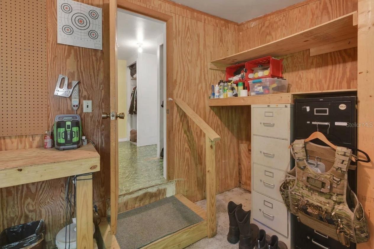 Virtually modified laundry area