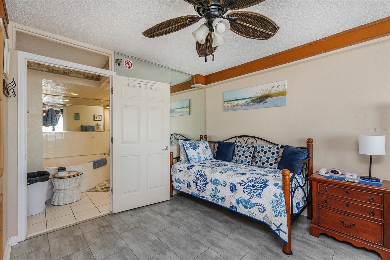 313 S ATLANTIC AVENUE, #5200, Daytona Beach, FL 32118