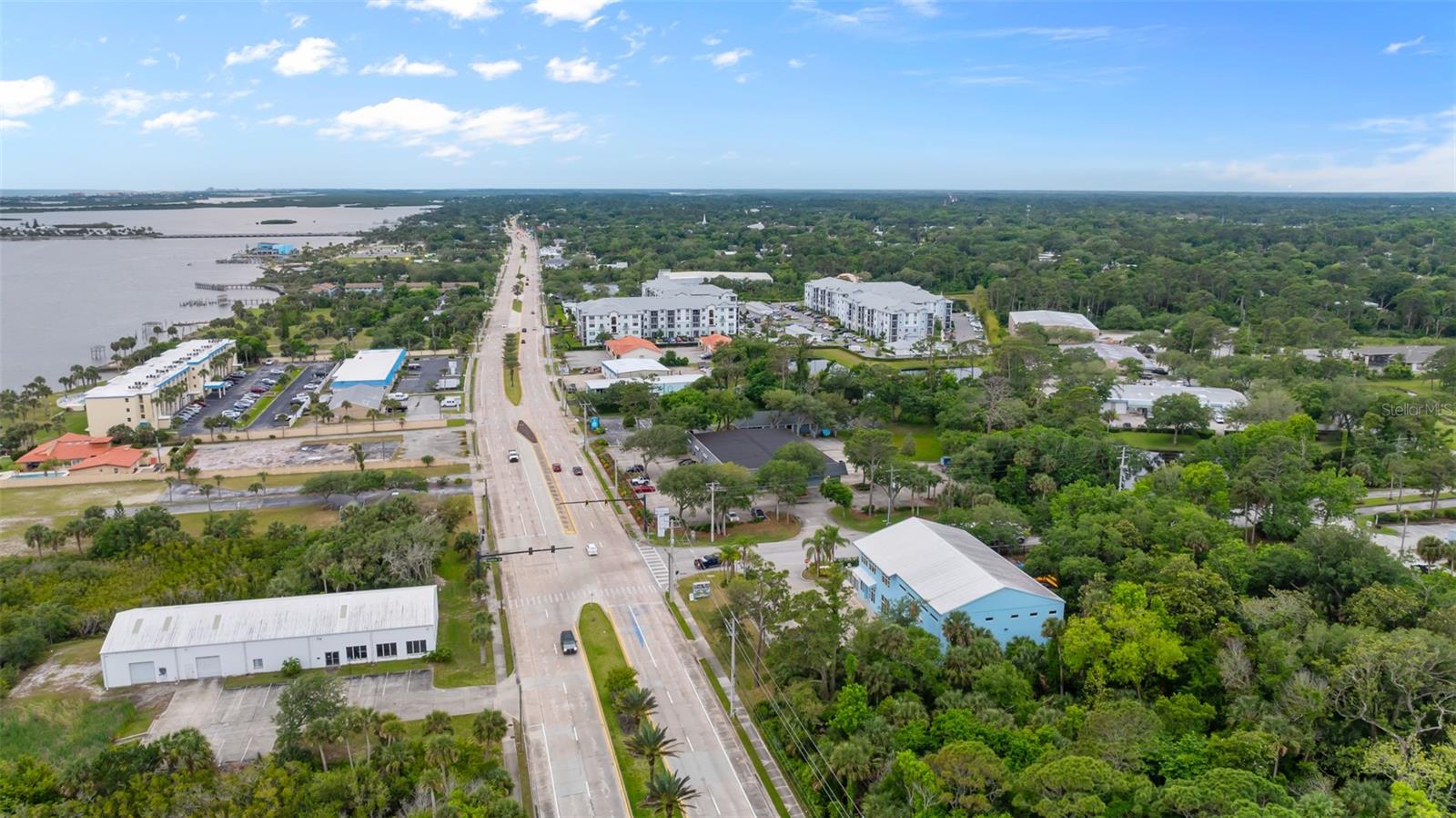 3090 S RIDGEWOOD AVENUE, South Daytona, FL 32119