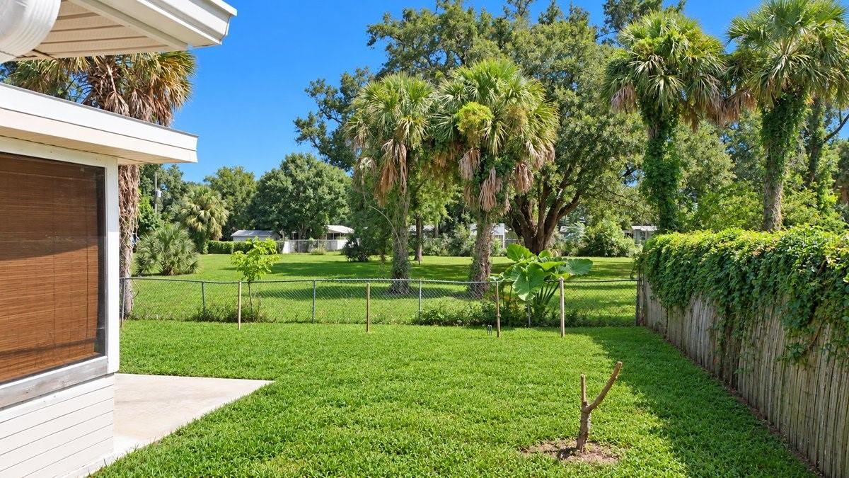 118 PALM DRIVE, Daytona Beach, FL 32117