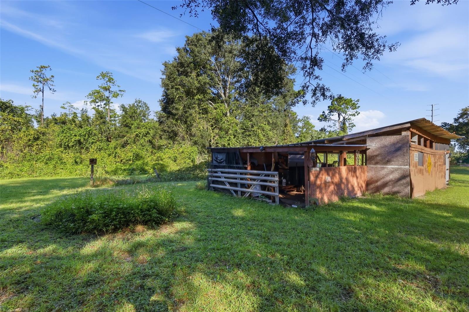 STORAGE BARN