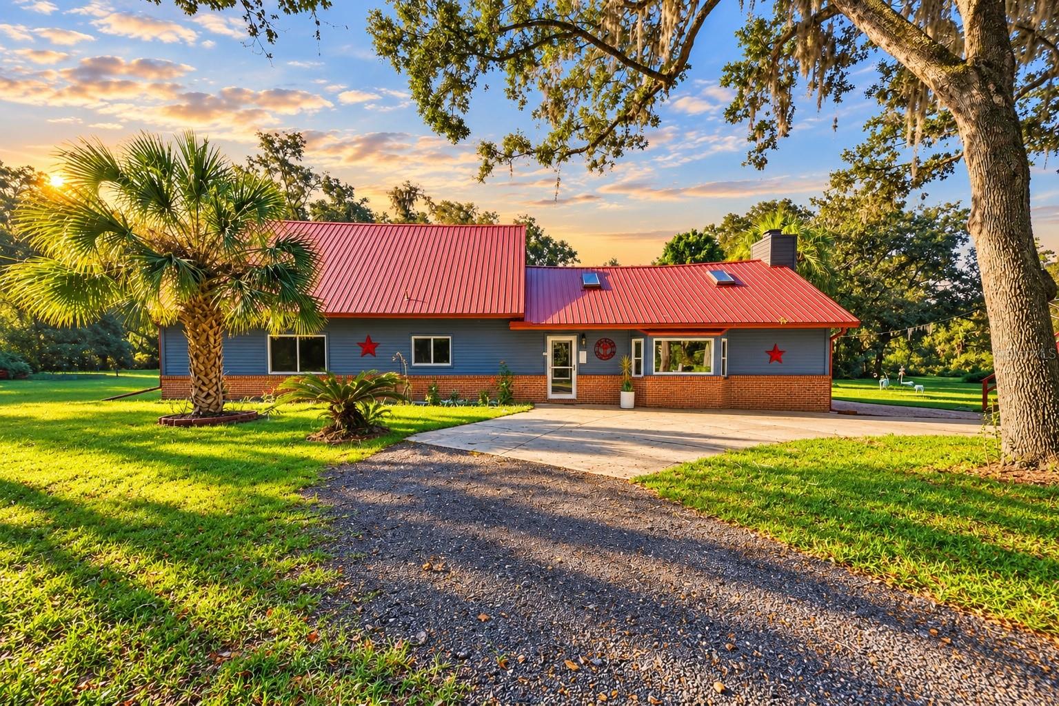 2290 MUD LAKE ROAD, De Leon Springs, FL 32130