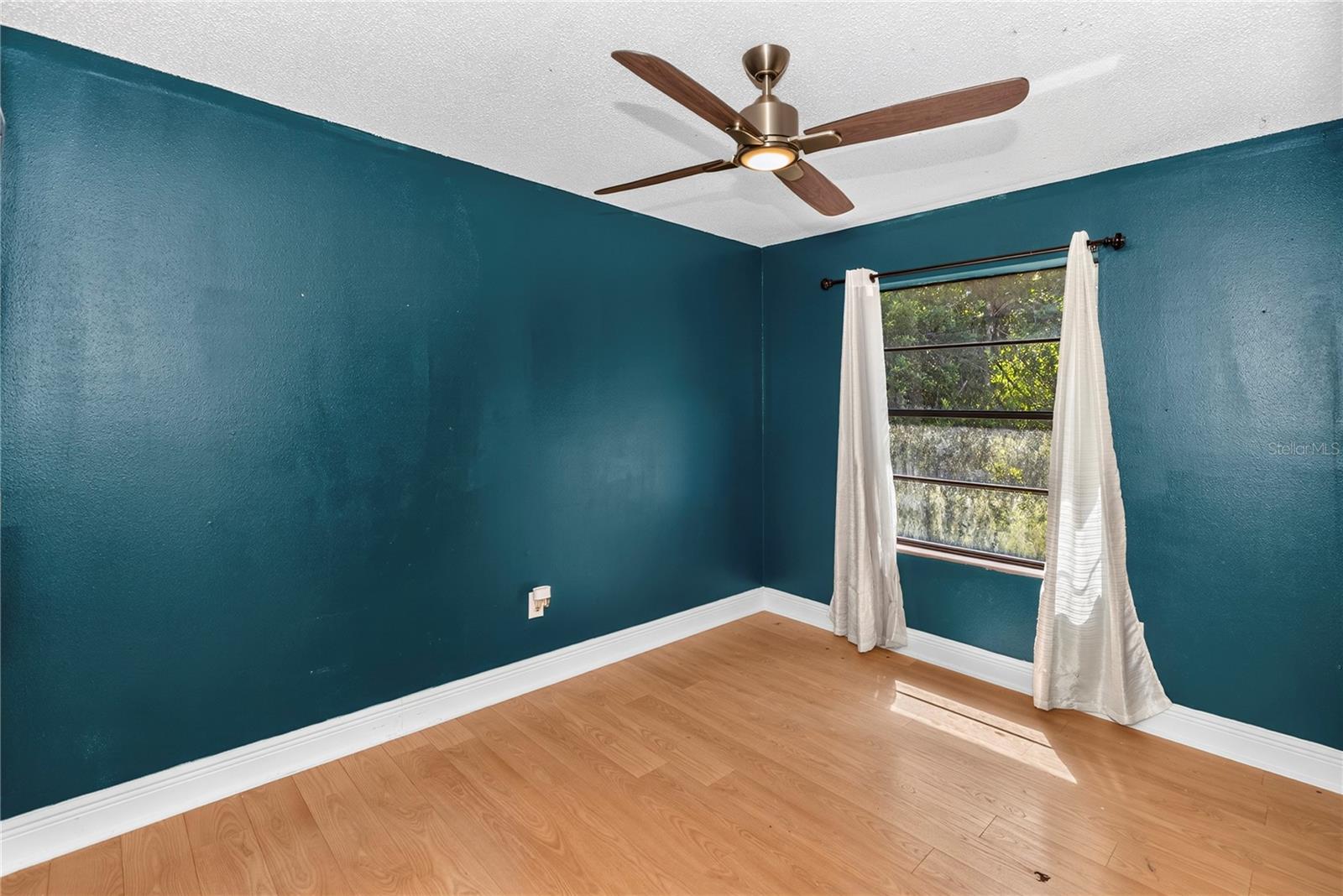 209 DELESPINE DRIVE, Debary, FL 32713
