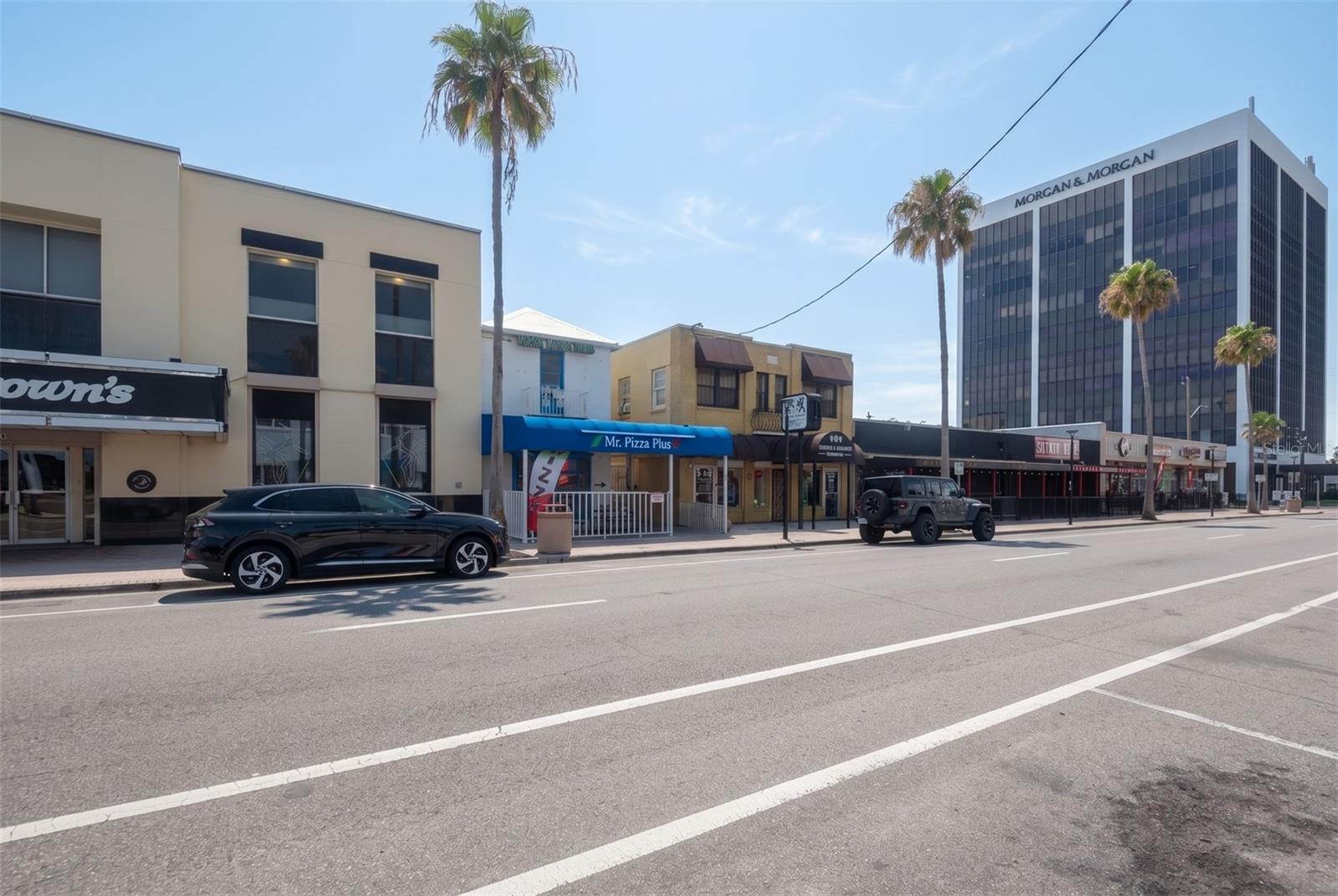 530 SEABREEZE BOULEVARD, Daytona Beach, FL 32118
