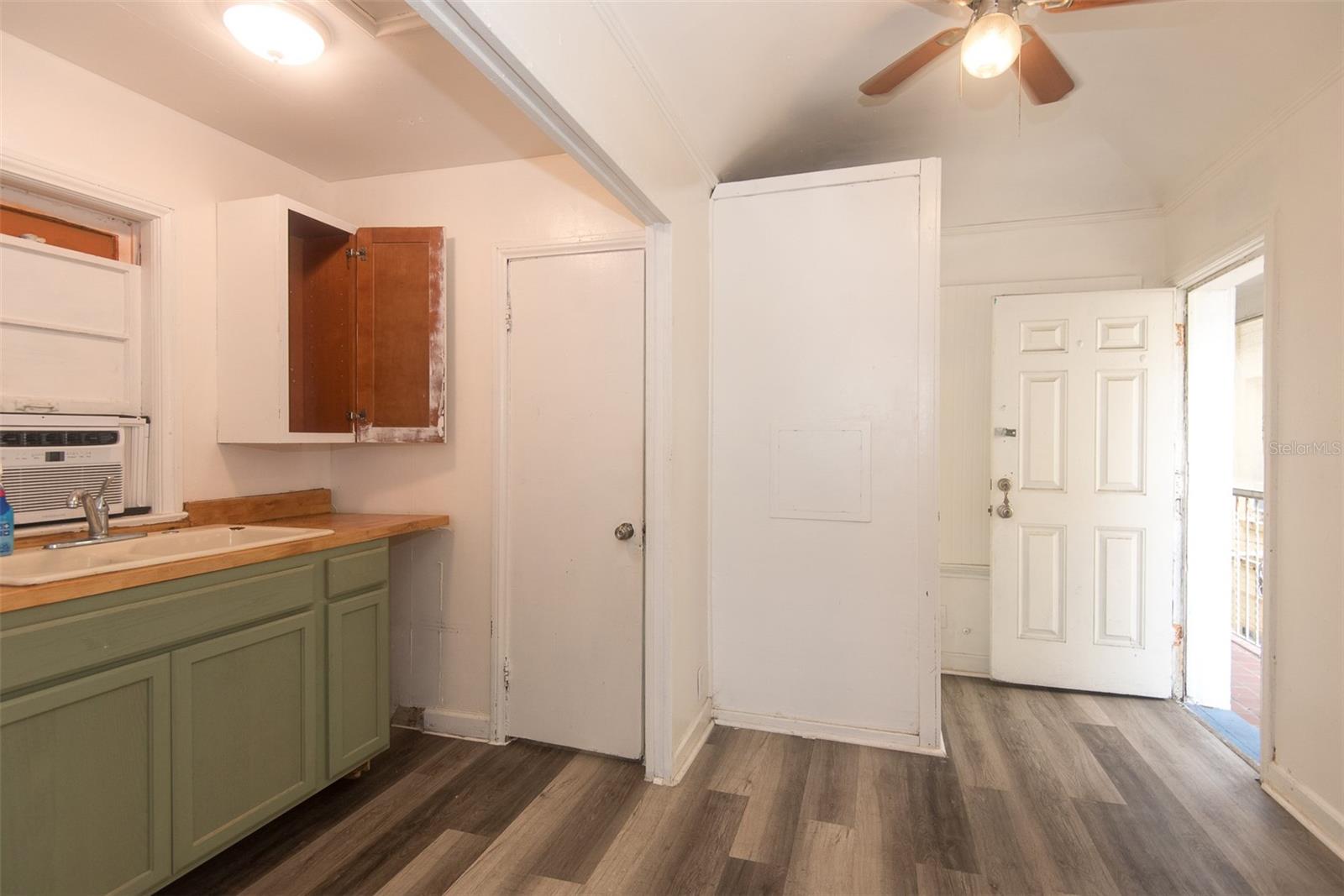 530 SEABREEZE BOULEVARD, Daytona Beach, FL 32118