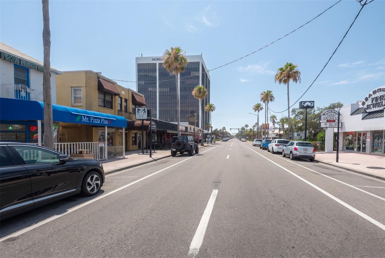 530 SEABREEZE BOULEVARD, Daytona Beach, FL 32118