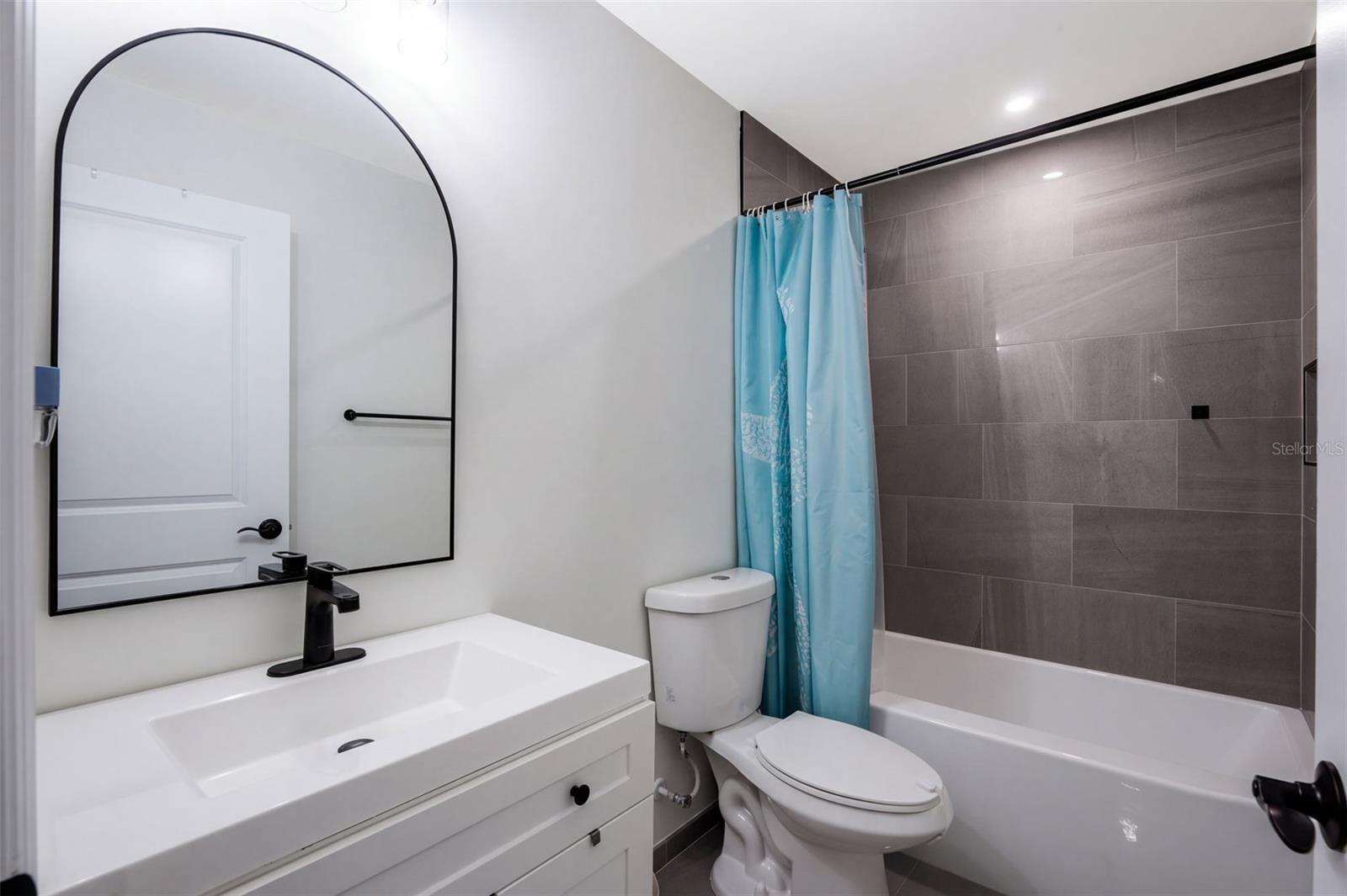 1710 HOLLY BOULEVARD, Deland, FL 32720