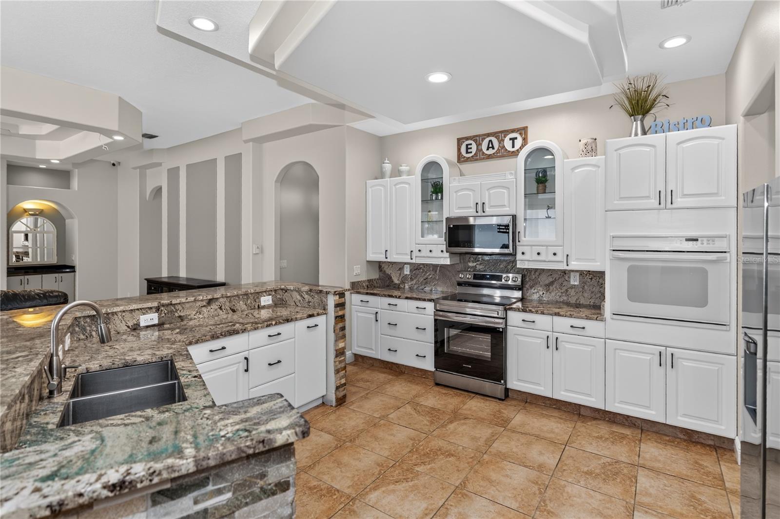 105 ALEXANDRA WOODS DRIVE, Debary, FL 32713