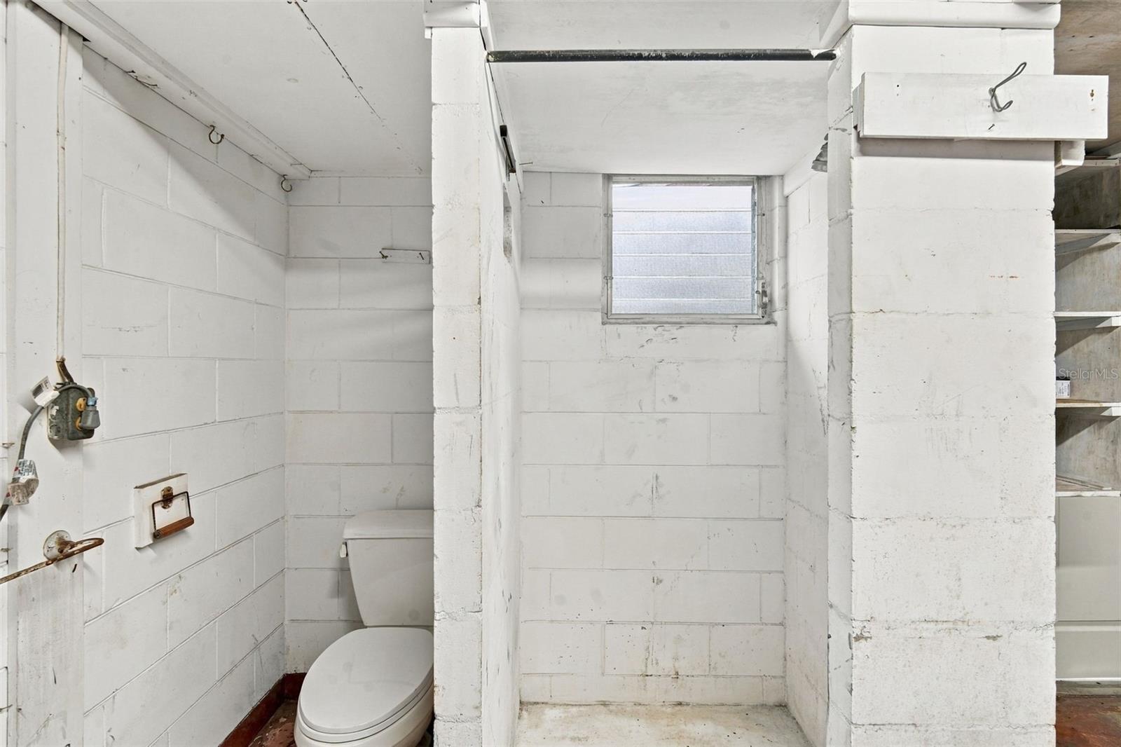 Workshop Bathroom