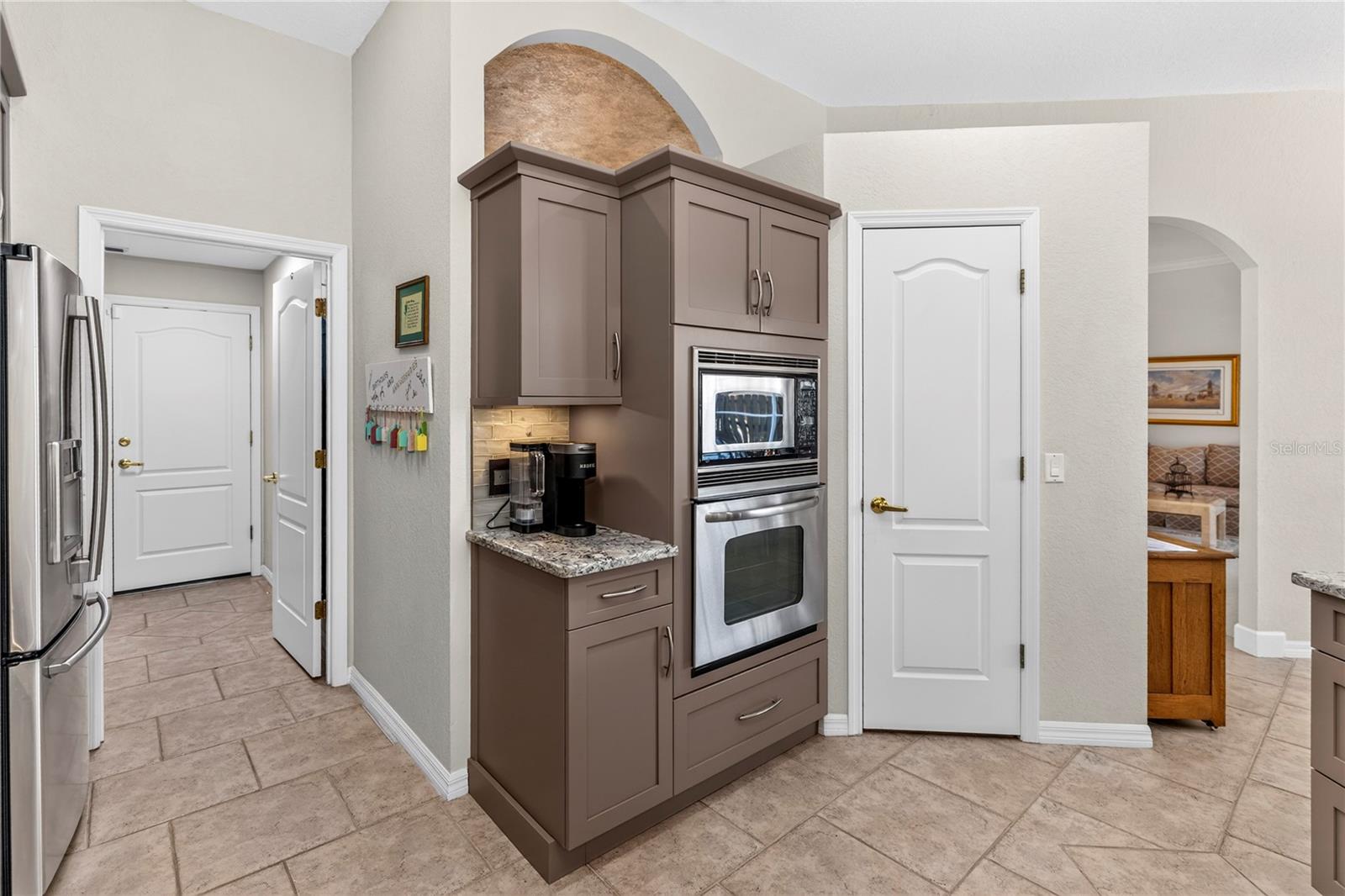 313 HAMPTON HILLS COURT, Debary, FL 32713