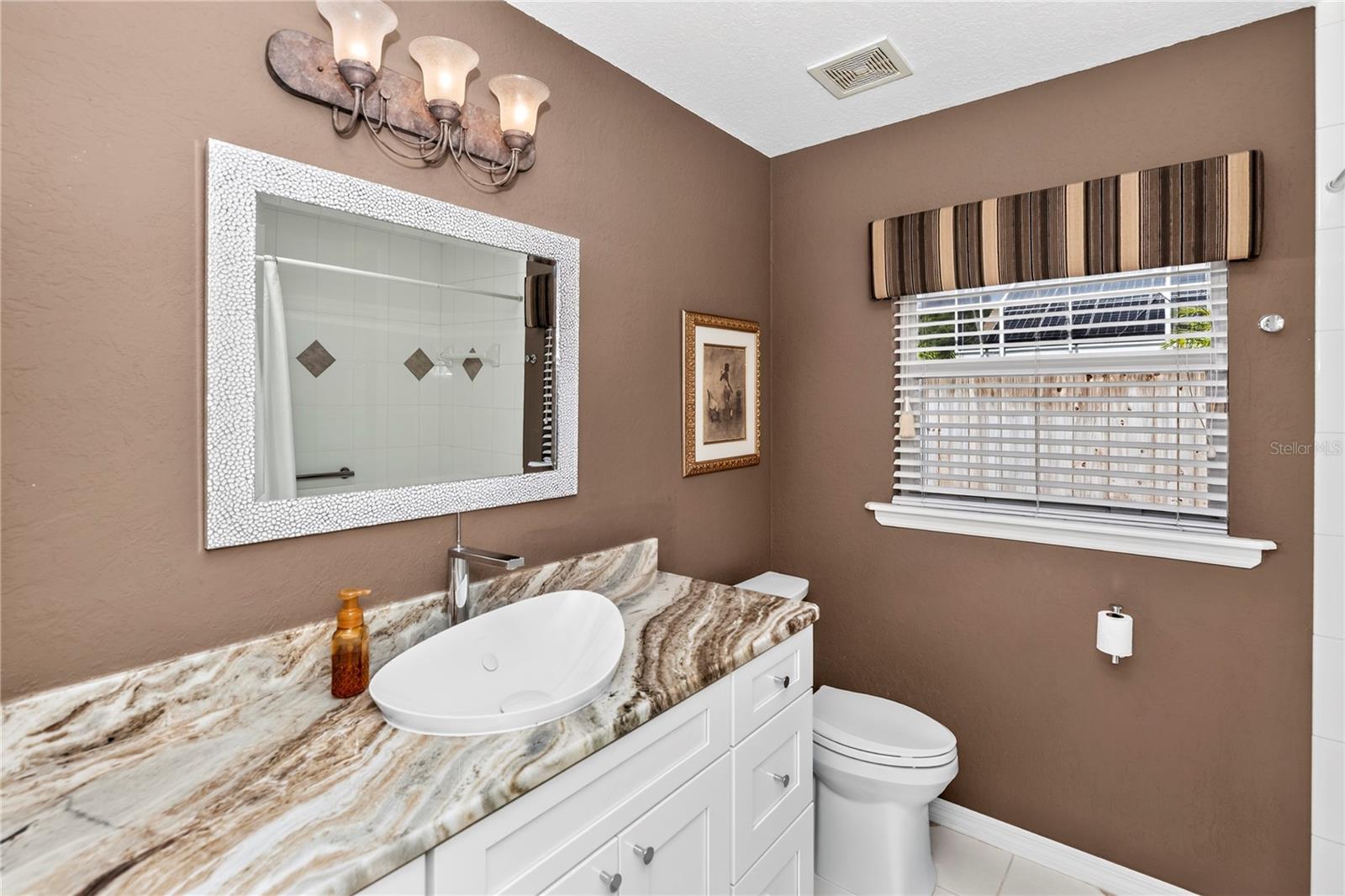 313 HAMPTON HILLS COURT, Debary, FL 32713