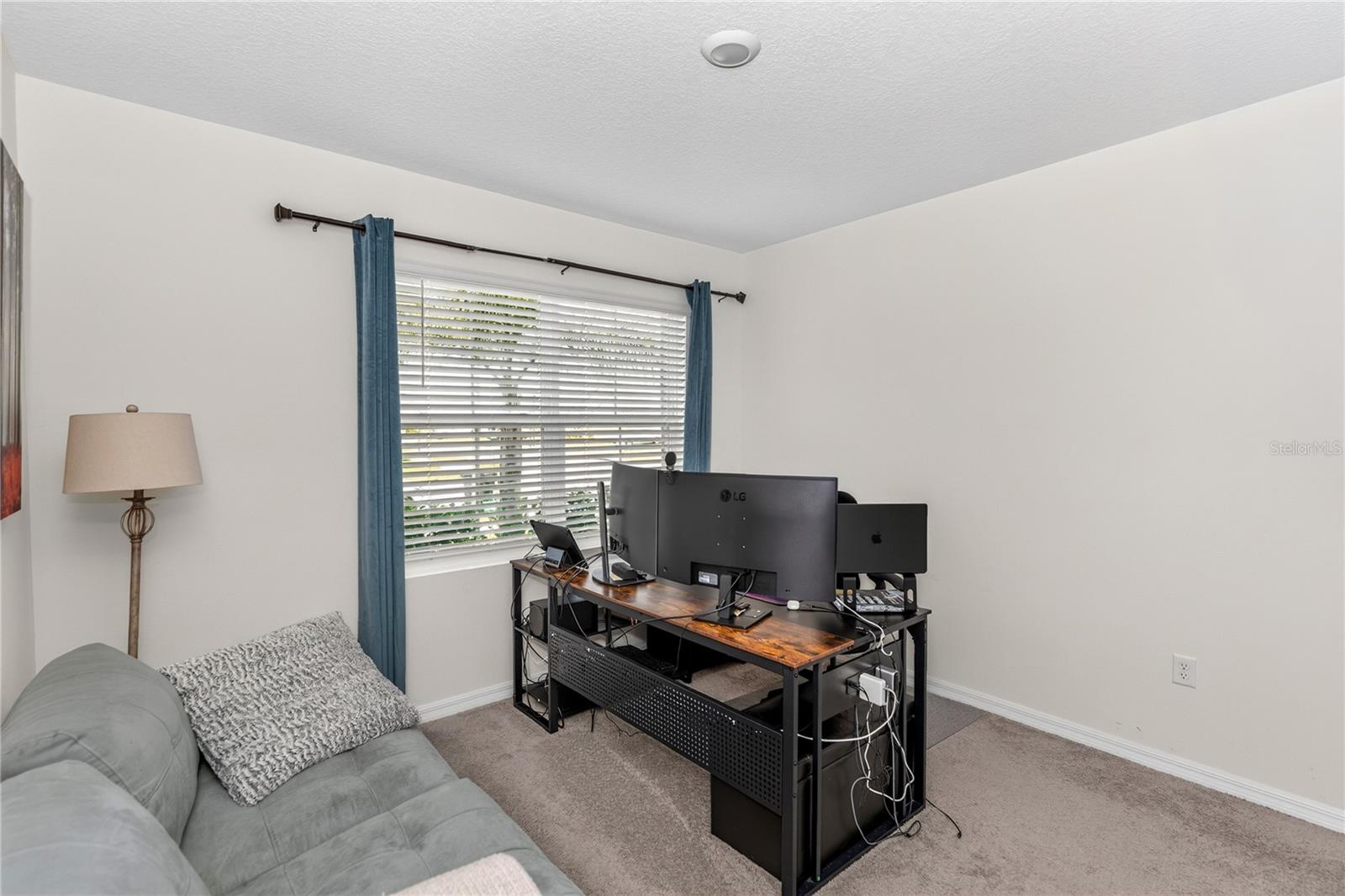 699 LAZIO CIRCLE, Debary, FL 32713