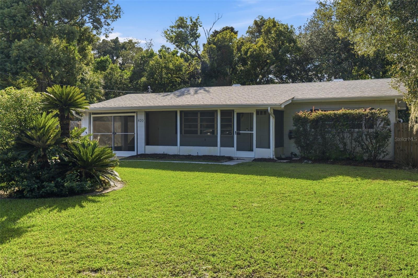 820 S MONTGOMERY AVENUE, Deland, FL 32720 820 S MONTGOMERY AVENUE, Deland, FL 32720