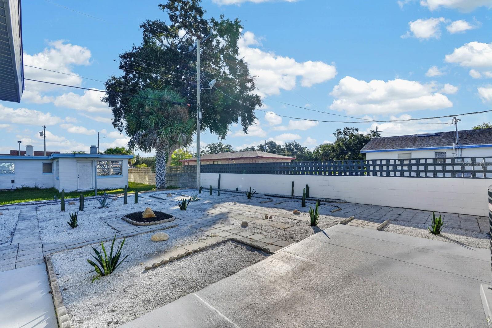 801 LEWIS DRIVE, Daytona Beach, FL 32117
