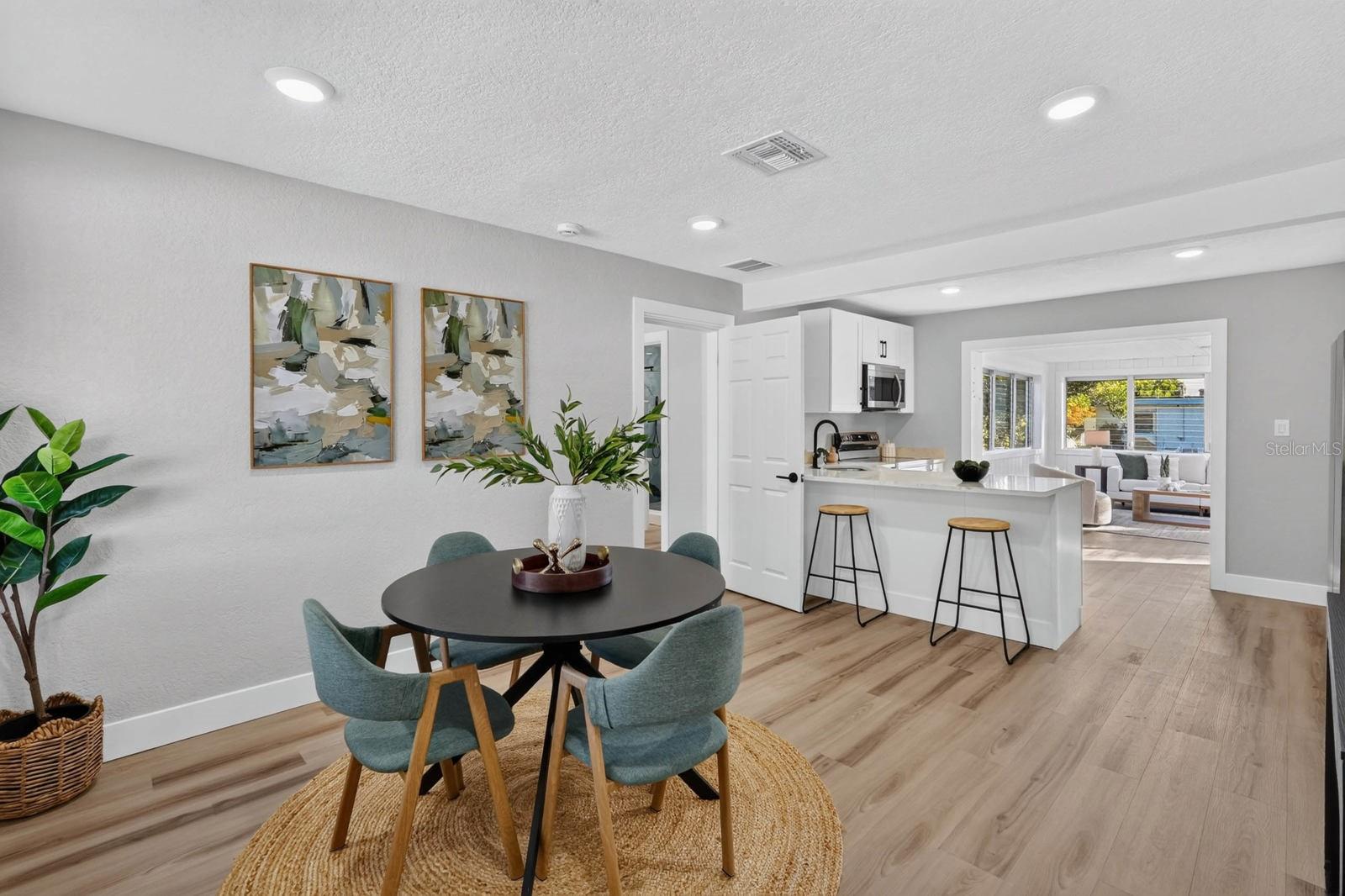 801 LEWIS DRIVE, Daytona Beach, FL 32117