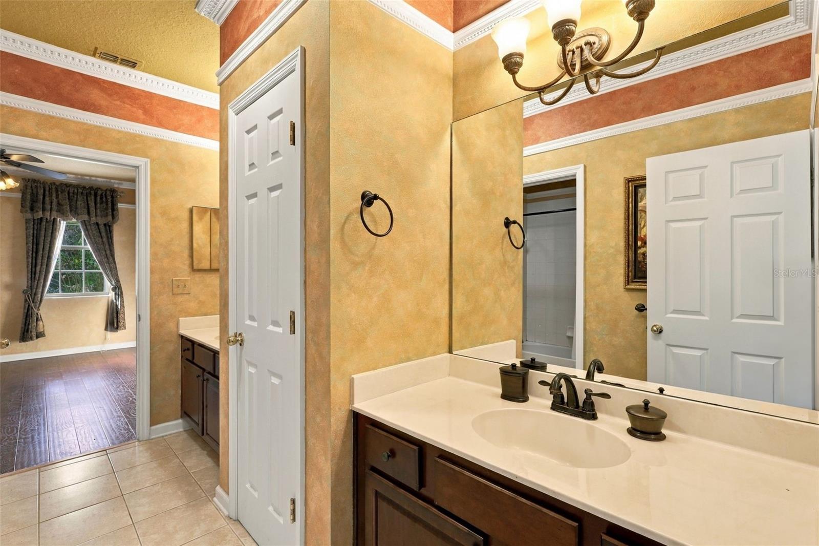 405 RAVENSHILL WAY, Deland, FL 32724