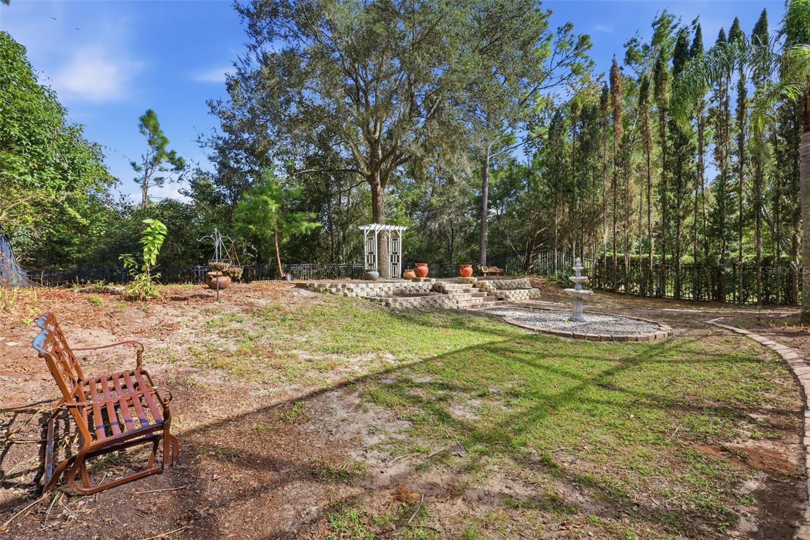 405 RAVENSHILL WAY, Deland, FL 32724