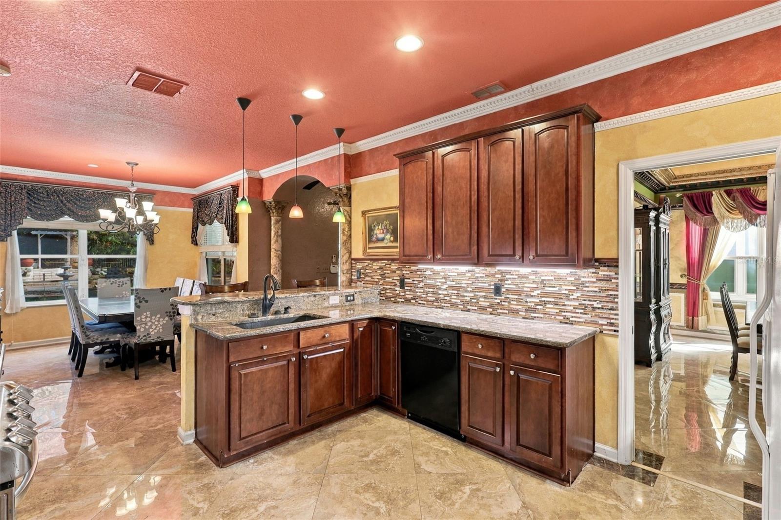 405 RAVENSHILL WAY, Deland, FL 32724