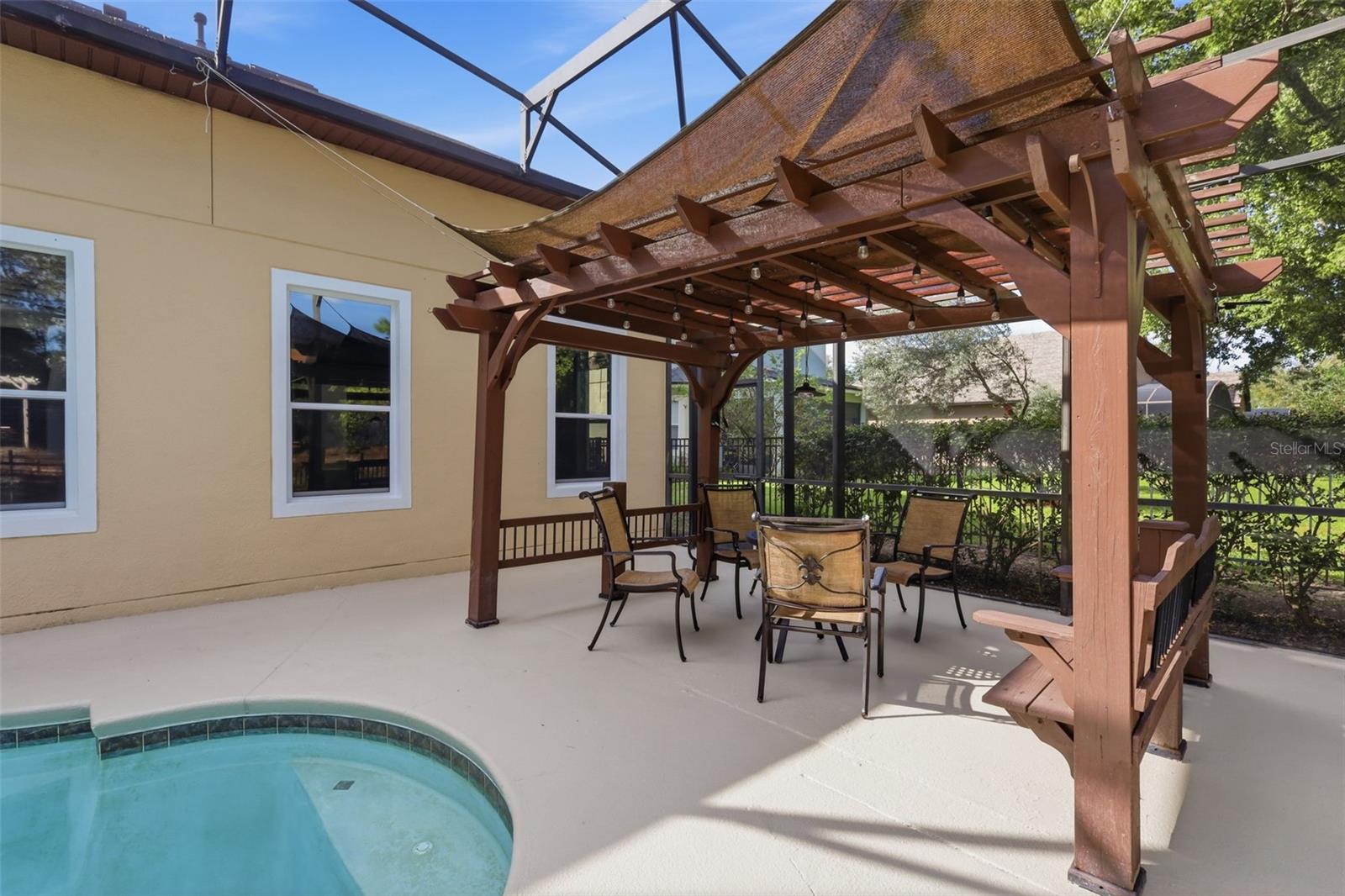 405 RAVENSHILL WAY, Deland, FL 32724