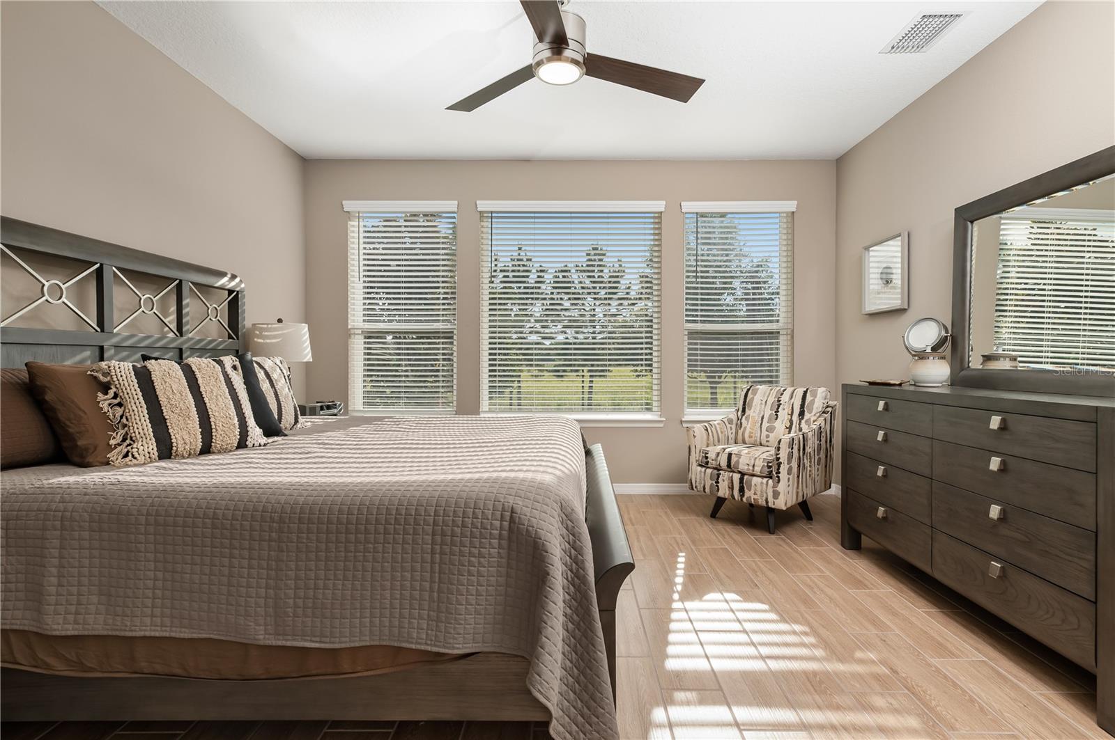 5589 NW 40TH LOOP, Ocala, FL 34482