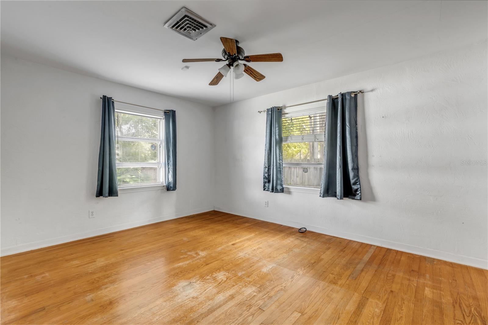 1101 DAYTONA AVENUE, Holly Hill, FL 32117