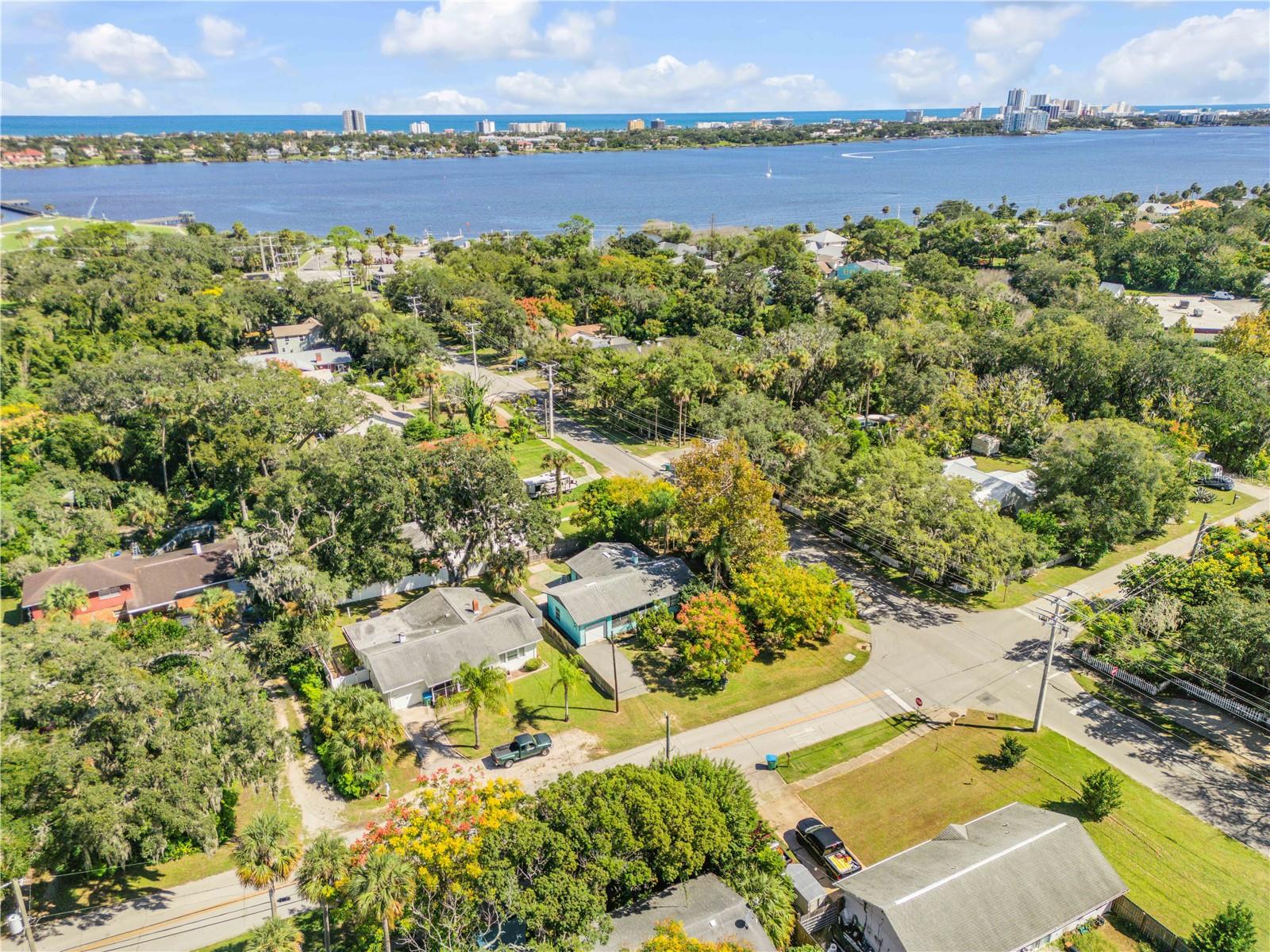 1101 DAYTONA AVENUE, Holly Hill, FL 32117