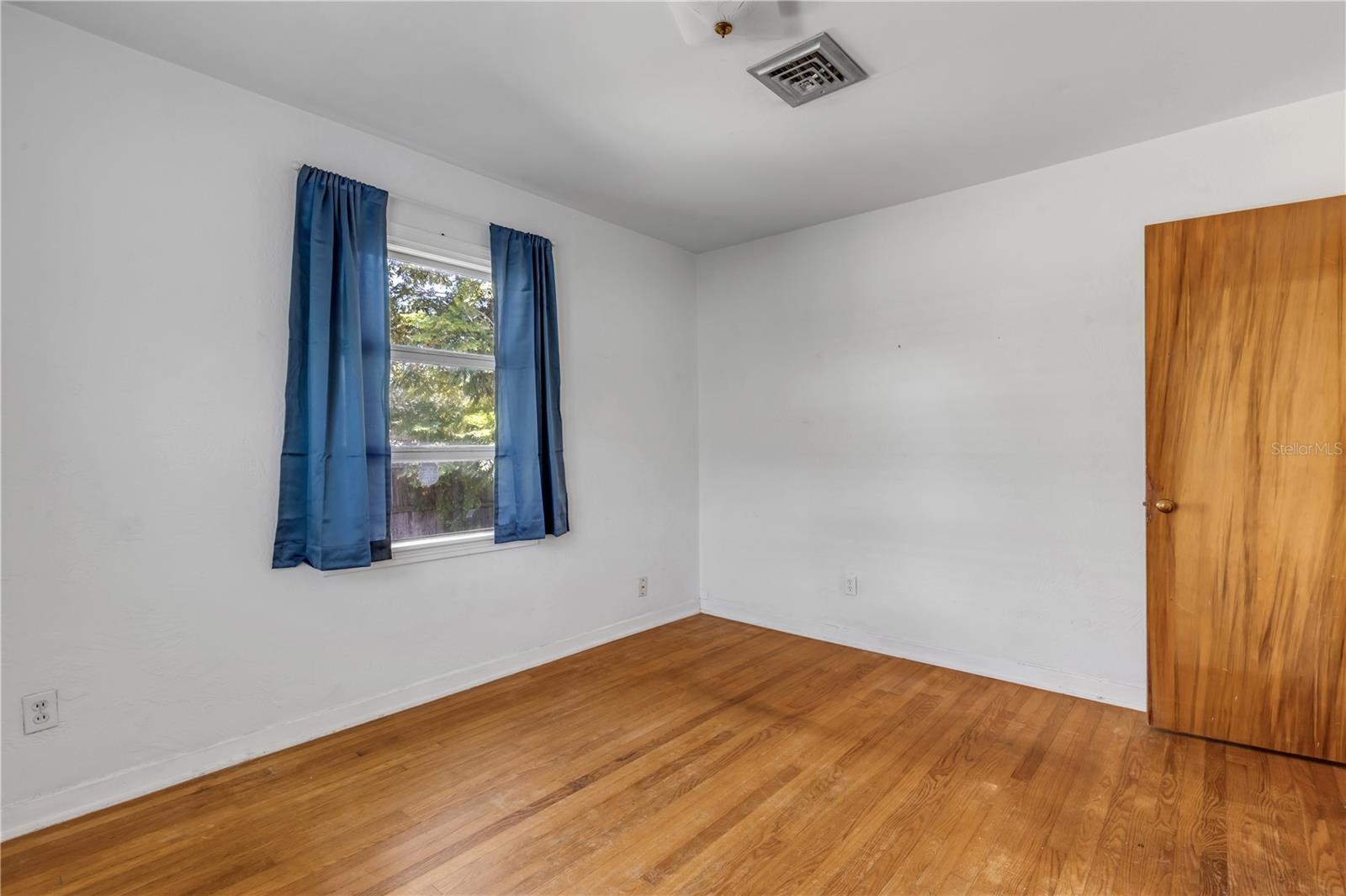 1101 DAYTONA AVENUE, Holly Hill, FL 32117