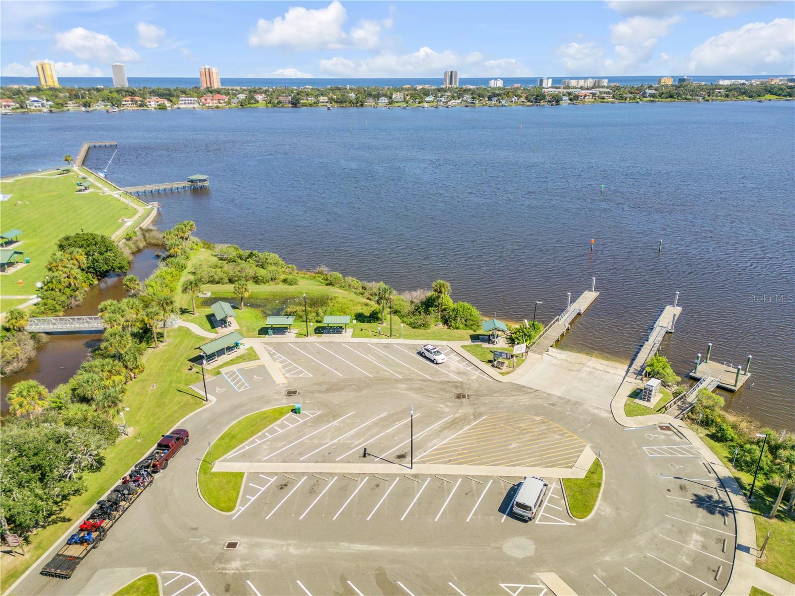 1101 DAYTONA AVENUE, Holly Hill, FL 32117