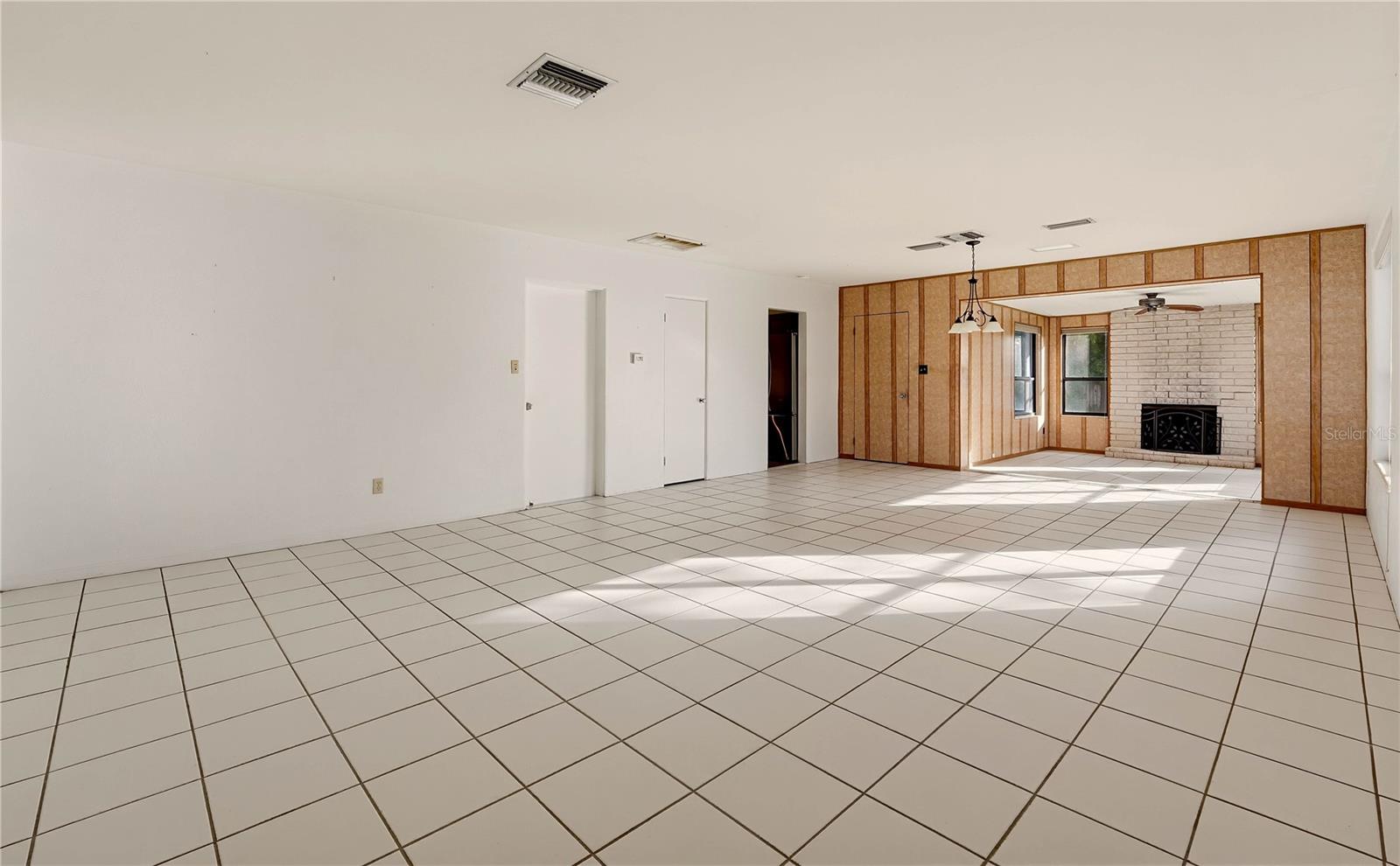 1375 JOHN ANDERSON DRIVE, Ormond Beach, FL 32176