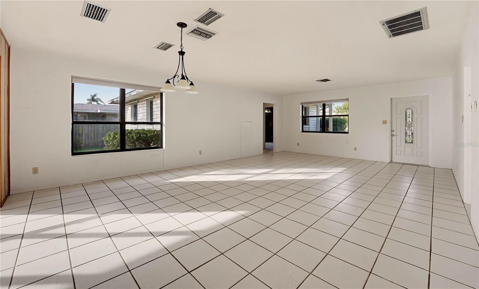 1375 JOHN ANDERSON DRIVE, Ormond Beach, FL 32176