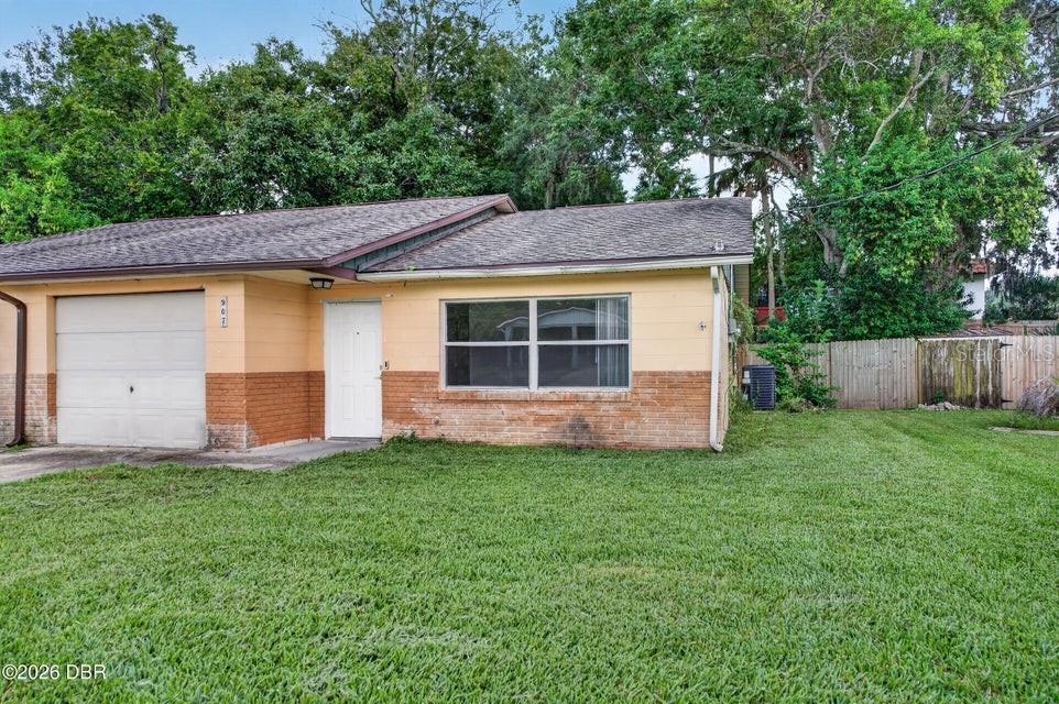 907 BOULDER DRIVE, South Daytona, FL 32119 907 BOULDER DRIVE, South Daytona, FL 32119