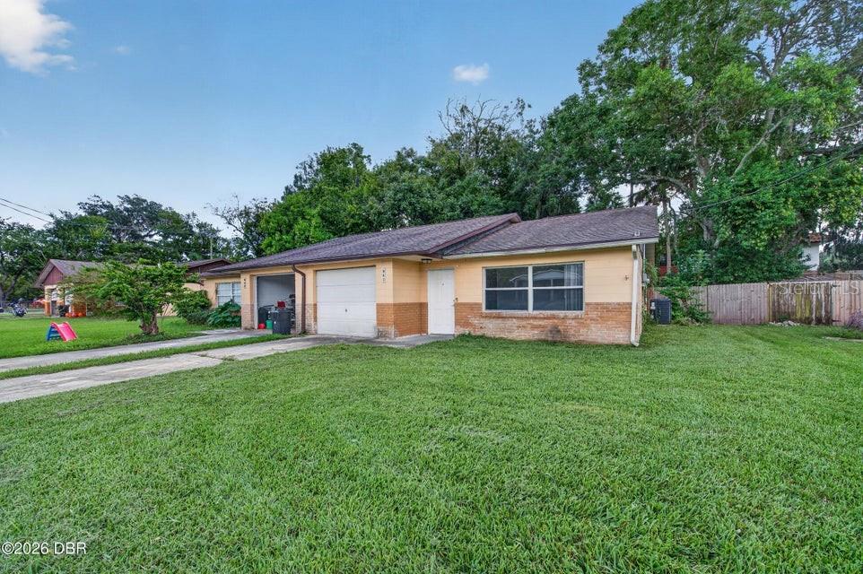907 BOULDER DRIVE, South Daytona, FL 32119 907 BOULDER DRIVE, South Daytona, FL 32119