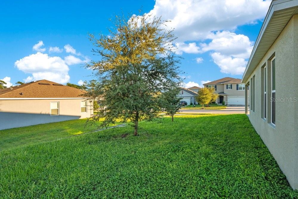 560 SHAELYN PLACE, Deland, FL 32724