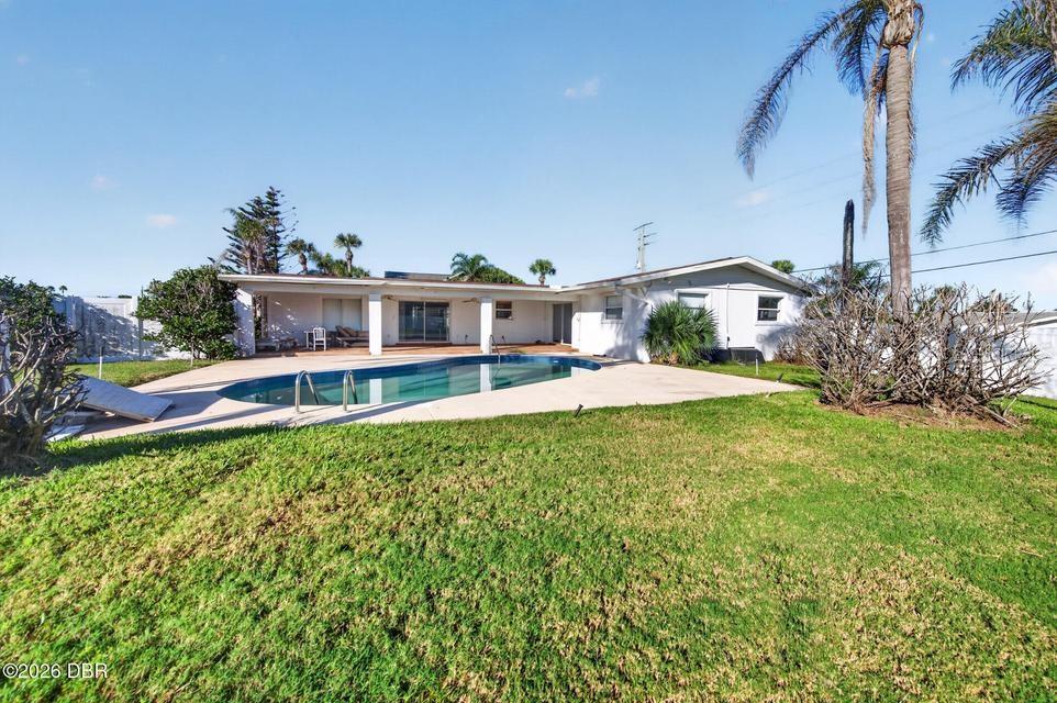 Expansive Back Yard