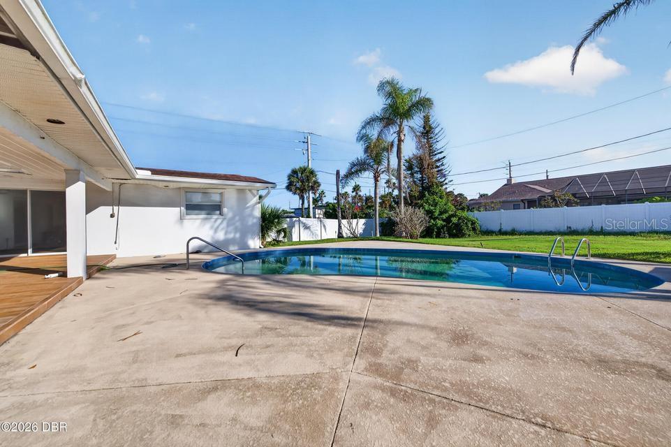 Large Pool