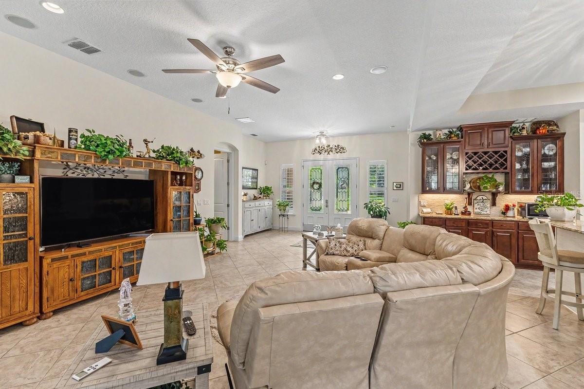 1104 N BOSTON AVENUE, Deland, FL 32724