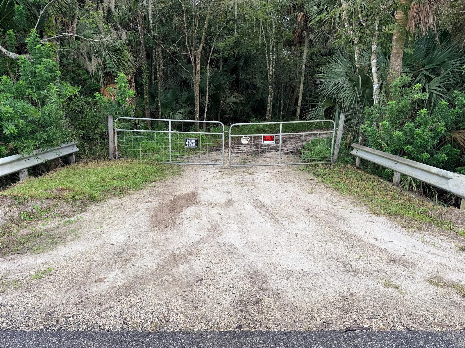 2295 CANAL STREET, Oviedo, FL 32765 2295 CANAL STREET, Oviedo, FL 32765
