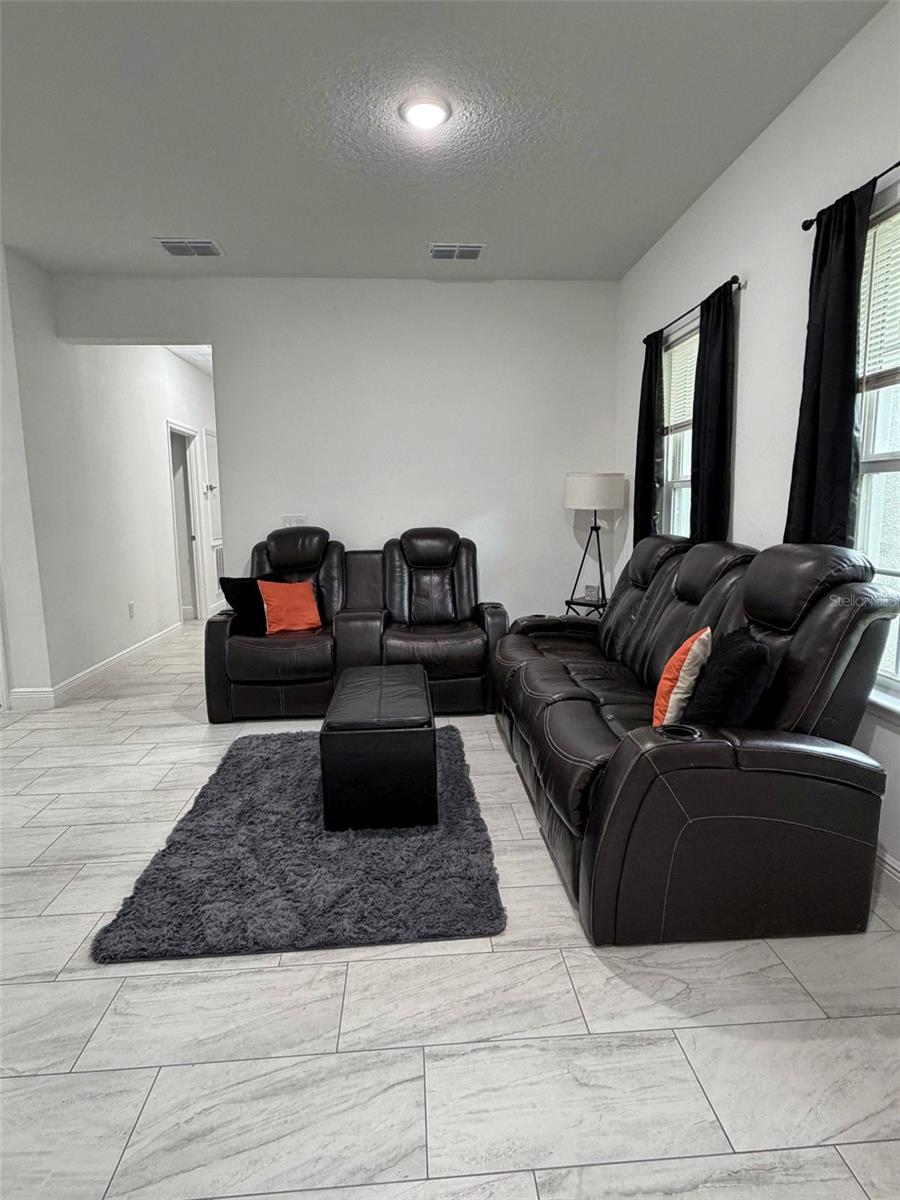 104 W GONDOLIER PLACE, Citrus Springs, FL 34434