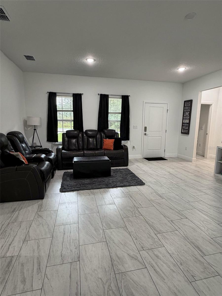 104 W GONDOLIER PLACE, Citrus Springs, FL 34434