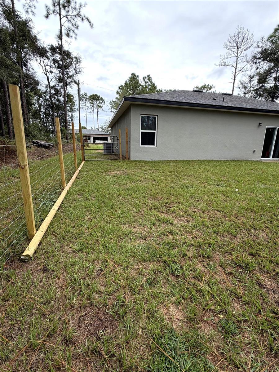 104 W GONDOLIER PLACE, Citrus Springs, FL 34434