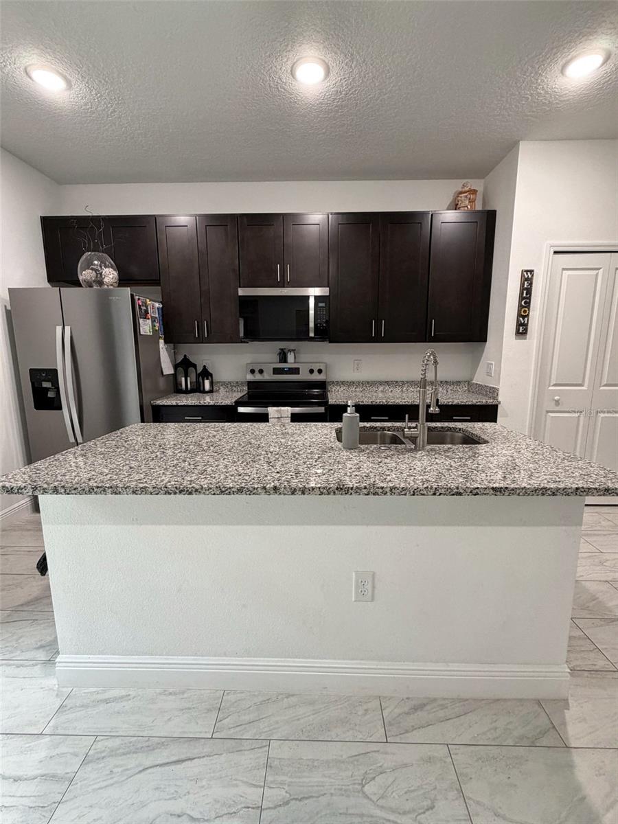 104 W GONDOLIER PLACE, Citrus Springs, FL 34434