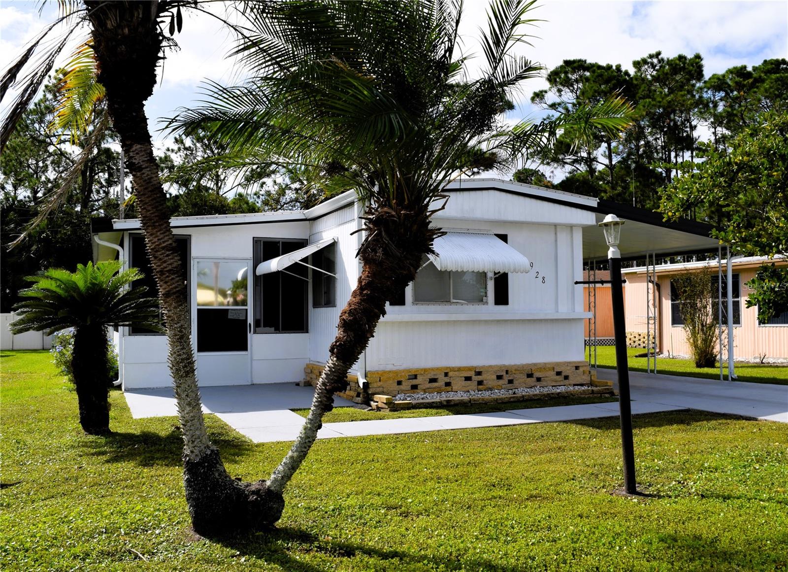 928 BLUE HERON BOULEVARD, Osteen, FL 32764 928 BLUE HERON BOULEVARD, Osteen, FL 32764