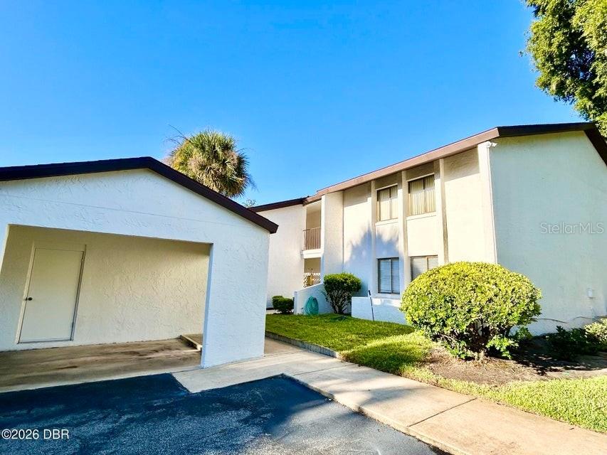 1 TOMOKA OAKS BOULEVARD, #120, Ormond Beach, FL 32174