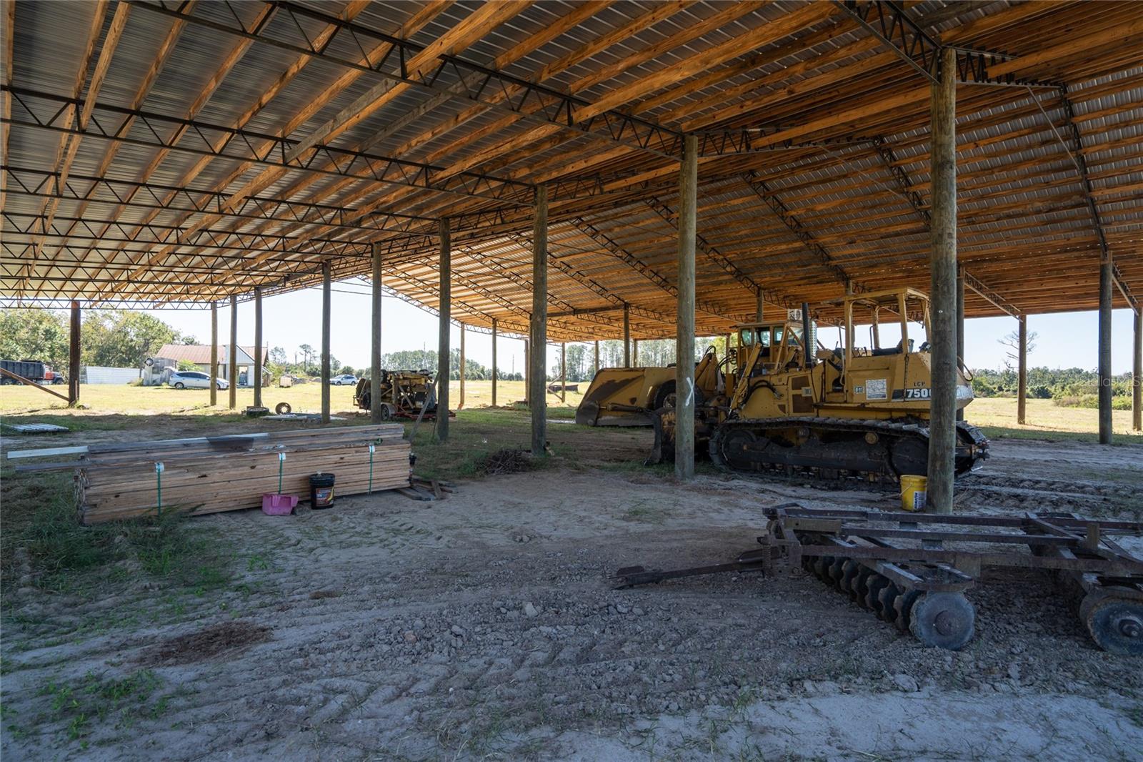 38311 STATE ROAD 19, Umatilla, FL 32784
