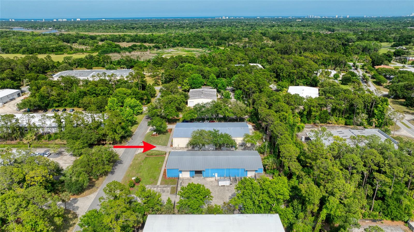 4 & 6 Aviator Way