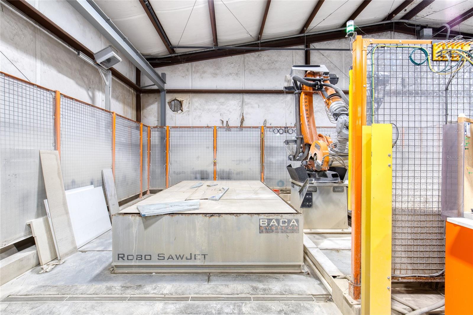 Stoneworks Cut Saw