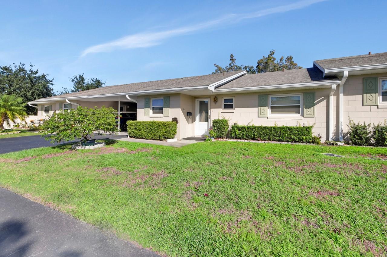 205 ELMWOOD AVENUE, #220, Deland, FL 32724